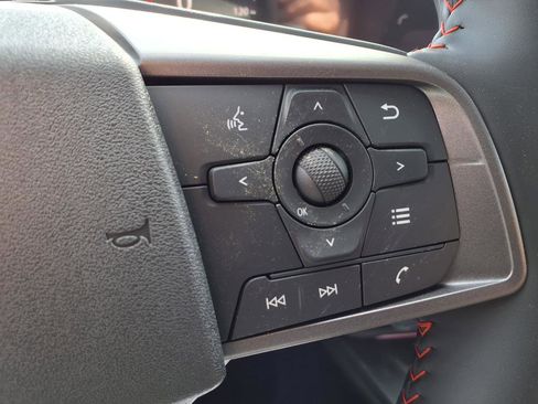 New 2026 Nissan Sentra SR w/ Floor Mat Package FWD image 24