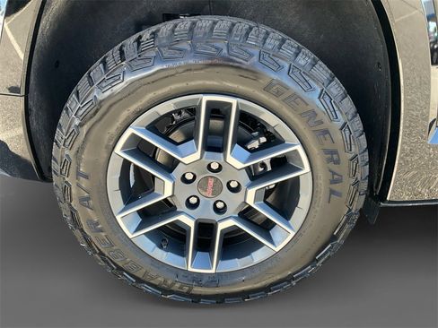 New 2026 GMC Terrain AT4 w/ Convenience Package III image 10