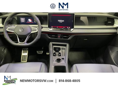 New 2026 Volkswagen Tiguan SE R-Line image 8