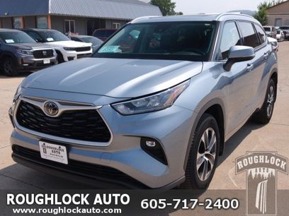 Used 2020 Toyota Highlander XLE