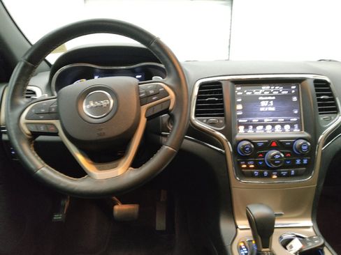 Used 2016 Jeep Grand Cherokee Limited w/ Luxury Group II AWD/4WD image 22