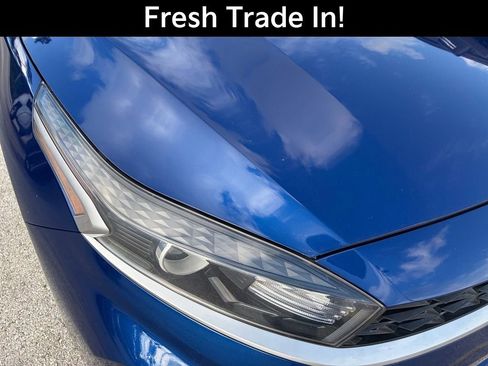 Used 2022 Kia Forte LXS FWD image 5