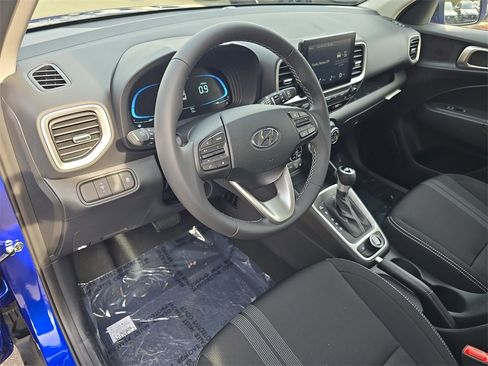 New 2026 Hyundai Venue SEL image 15