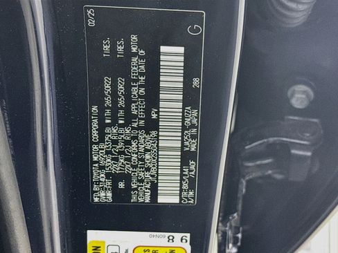 Used 2025 Lexus GX 550 w/ Accessory Package (31) AWD/4WD image 32