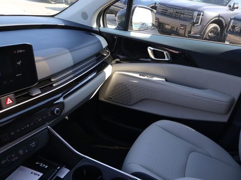 New 2026 Kia Carnival SX Prestige FWD image 21