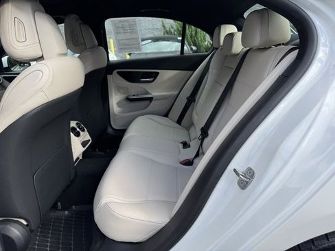 Used 2025 Mercedes-Benz C 300 4MATIC Sedan image 13