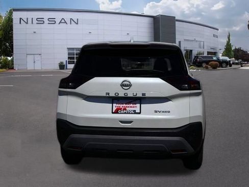 Used 2023 Nissan Rogue SV AWD/4WD image 5