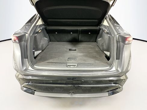 Used 2023 Nissan Ariya AWD image 29