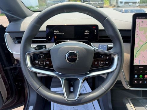 Used 2025 Volvo EX90 Ultra AWD/4WD image 14