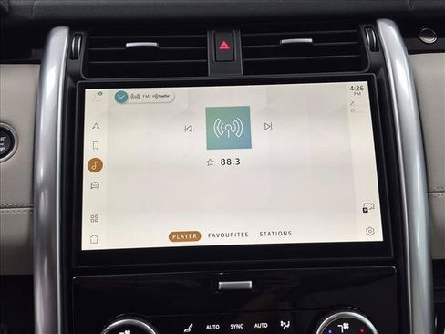 Certified 2026 Land Rover Discovery S AWD/4WD image 18