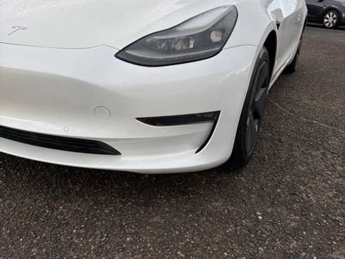 Used 2022 Tesla Model 3 Long Range AWD/4WD image 2