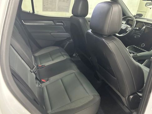Used 2026 GMC Terrain AT4 w/ LPO, Floor Liner Package AWD/4WD image 14