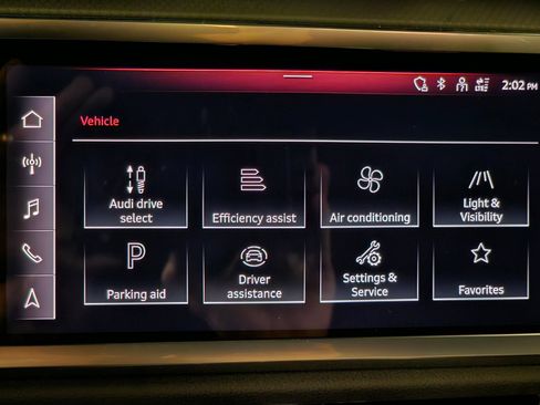Used 2022 Audi Q3 2.0T Premium Plus w/ Premium Plus Package AWD/4WD image 16