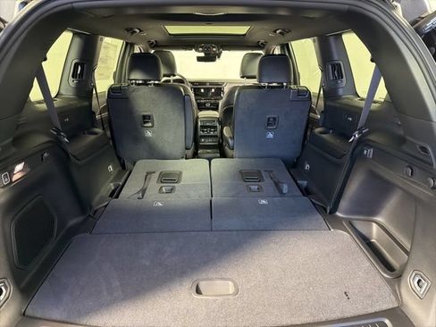 New 2026 Jeep Grand Cherokee L Limited AWD/4WD image 8