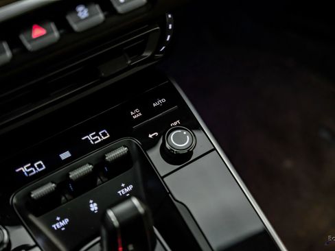 Used 2021 Porsche 911 Turbo S image 64