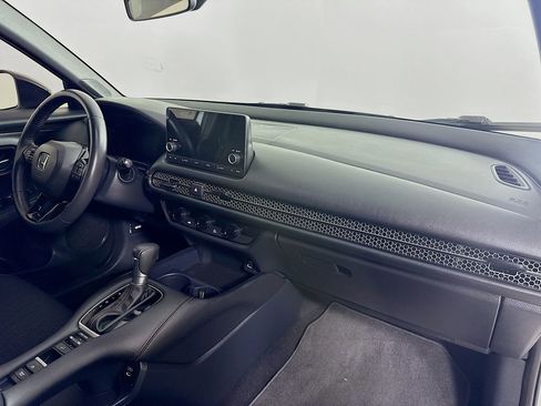 Used 2024 Honda HR-V Sport image 27