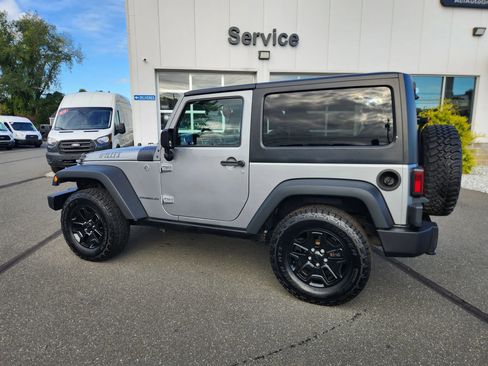 Used 2016 Jeep Wrangler Sport image 9