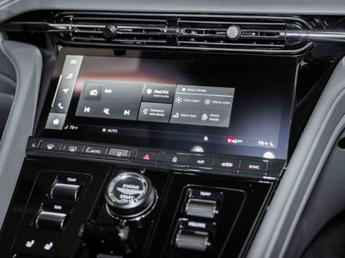 Used 2024 Aston Martin DB12 Coupe image 10