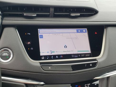 Used 2025 Cadillac XT5 Premium Luxury AWD/4WD image 30
