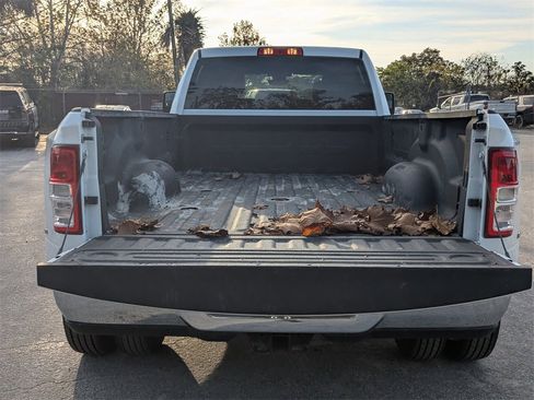 Used 2024 RAM 3500 Big Horn image 5
