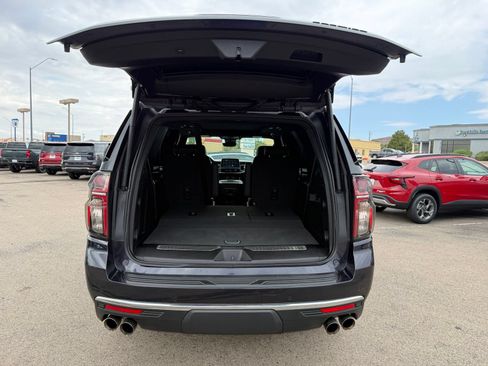 Used 2023 Chevrolet Tahoe Premier w/ Premium Package AWD/4WD image 44