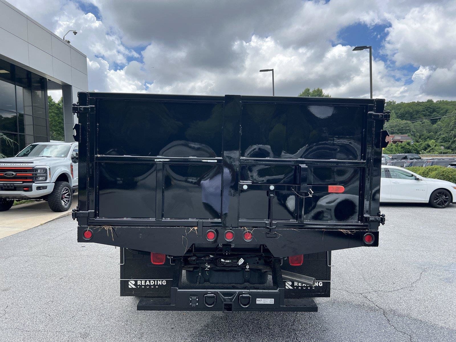 New 2025 Ford F350 XL w/ XL Chrome Package AWD/4WD image 6
