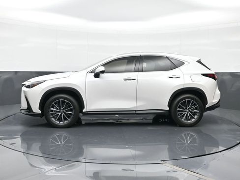 Used 2025 Lexus NX 250 FWD w/ Accessory Package (K3) image 3