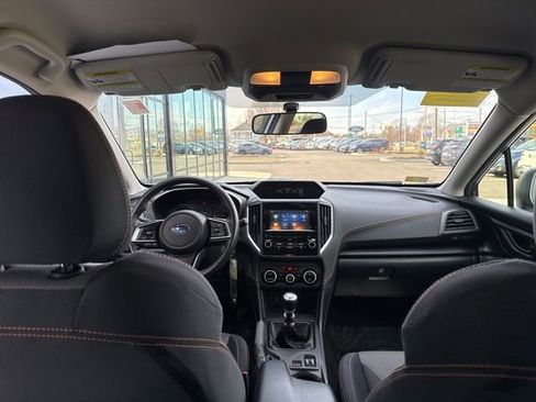 Used 2022 Subaru Crosstrek 2.0i Premium image 12