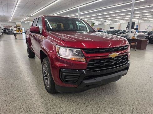Used 2021 Chevrolet Colorado W/T w/ Custom Special Edition AWD/4WD image 4