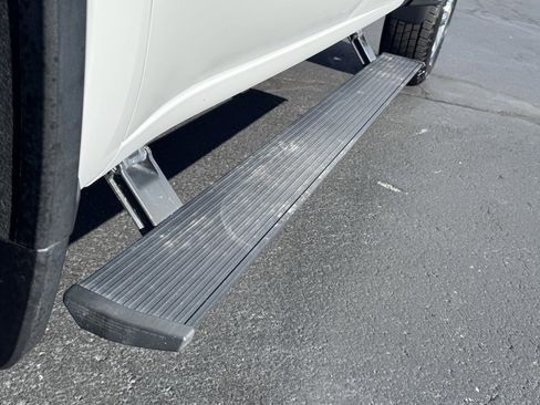 Used 2022 Chevrolet Silverado 2500 LTZ w/ LTZ Convenience Package image 41