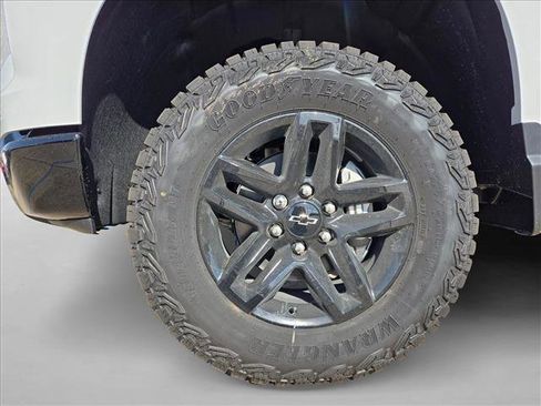 New 2026 Chevrolet Silverado 1500 Custom Trail Boss image 11