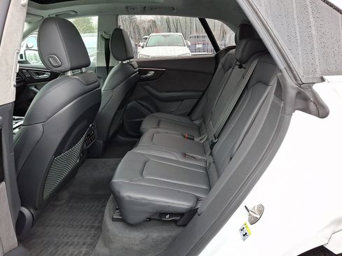 Used 2019 Audi Q8 Prestige image 10