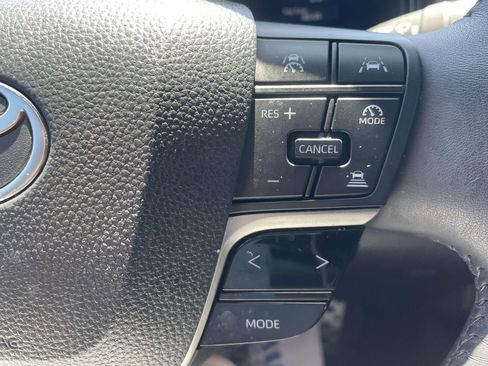 Used 2025 Toyota Camry XSE image 23