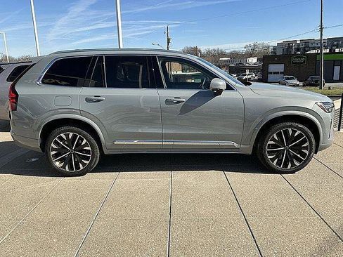 New 2026 Volvo XC90 B6 Plus w/ Protection Package Premier AWD/4WD image 7