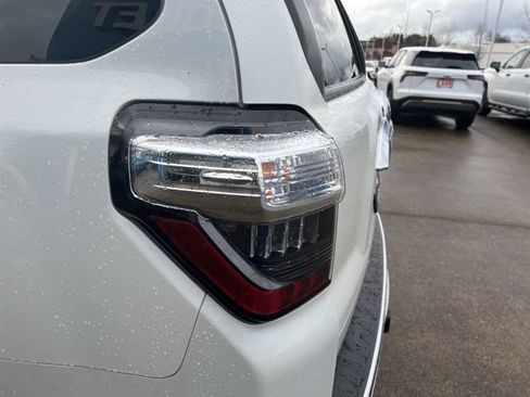 Used 2018 Toyota 4Runner Limited image 16
