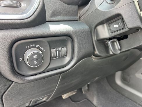 New 2025 RAM 2500 Laramie w/ Sport Appearance Package AWD/4WD image 11