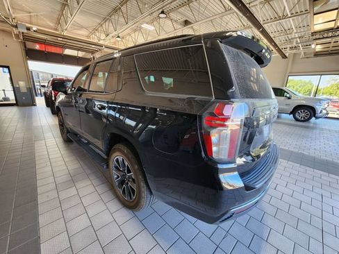 Used 2022 Chevrolet Tahoe Z71 w/ Luxury Package AWD/4WD image 6