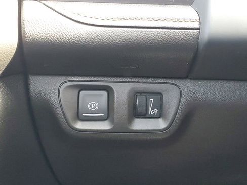 Certified 2020 GMC Acadia AT4 w/ GMC Pro Grade Package image 20