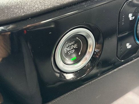 Used 2024 Chevrolet Silverado 1500 LT image 6