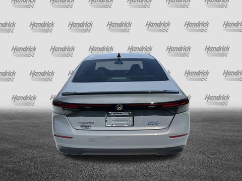 Used 2024 Honda Accord Sport image 9