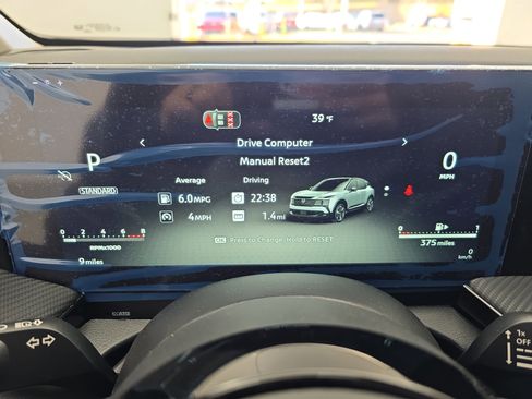New 2026 Nissan Kicks SR w/ SR Premium Package FWD image 18