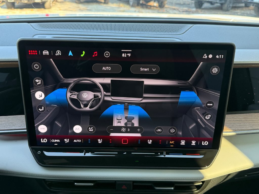 New 2027 Volkswagen Atlas SEL R-Line AWD/4WD image 16