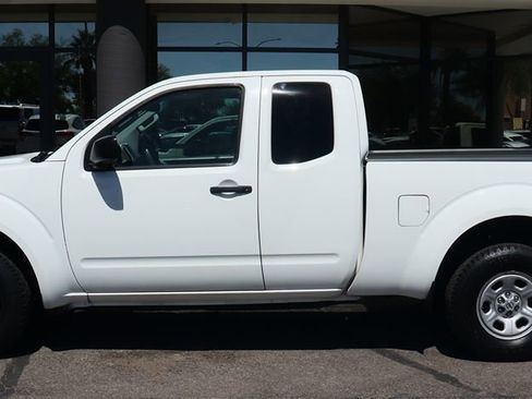 Used 2015 Nissan Frontier S image 8