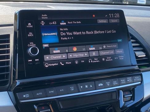 New 2026 Honda Odyssey Touring image 22