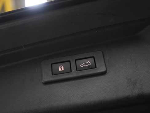 Used 2023 Subaru Outback Limited image 17