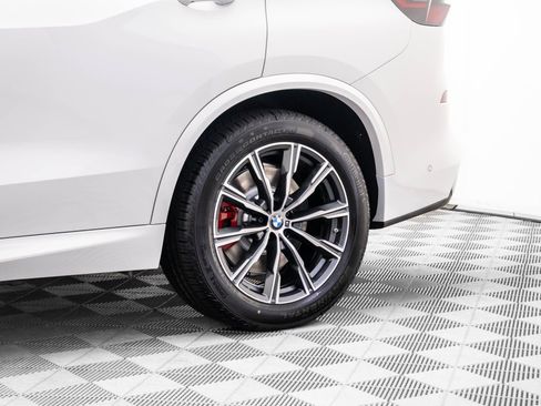 New 2026 BMW X5 xDrive50e w/ M Sport Package image 36