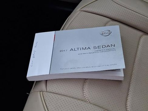 Used 2017 Nissan Altima 2.5 SL w/ 2.5 Technology Package image 59