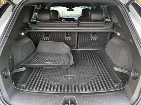 Used 2024 Cadillac XT5 Luxury image 11