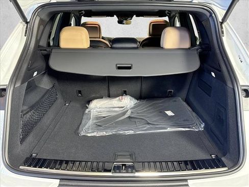 New 2026 Porsche Cayenne S AWD/4WD image 22