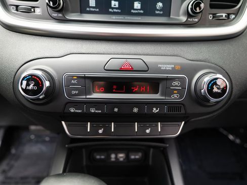 Used 2019 Kia Sorento FWD w/ LX Convenience Package image 25